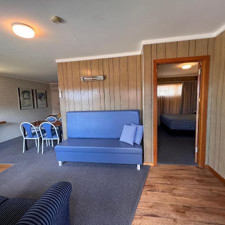Sturt Motel Balranald Exterior foto